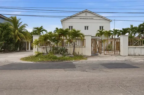 Adelaide Road 6 New Providence Paradise Island BS