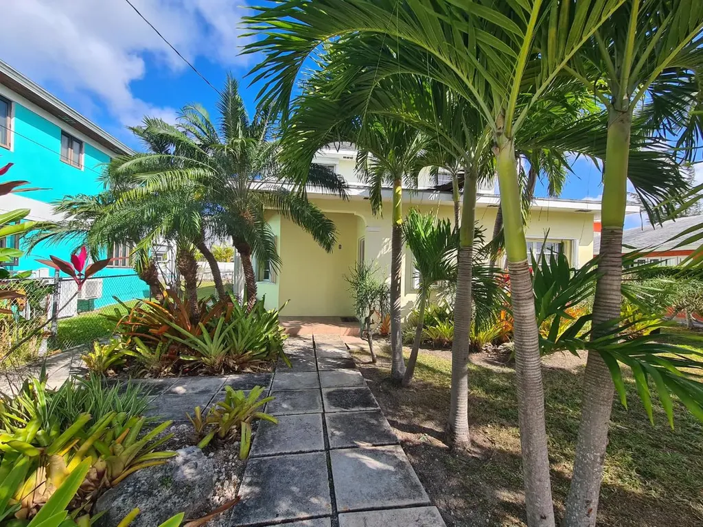 Seabeach Boulevard New Providence Paradise Island BS