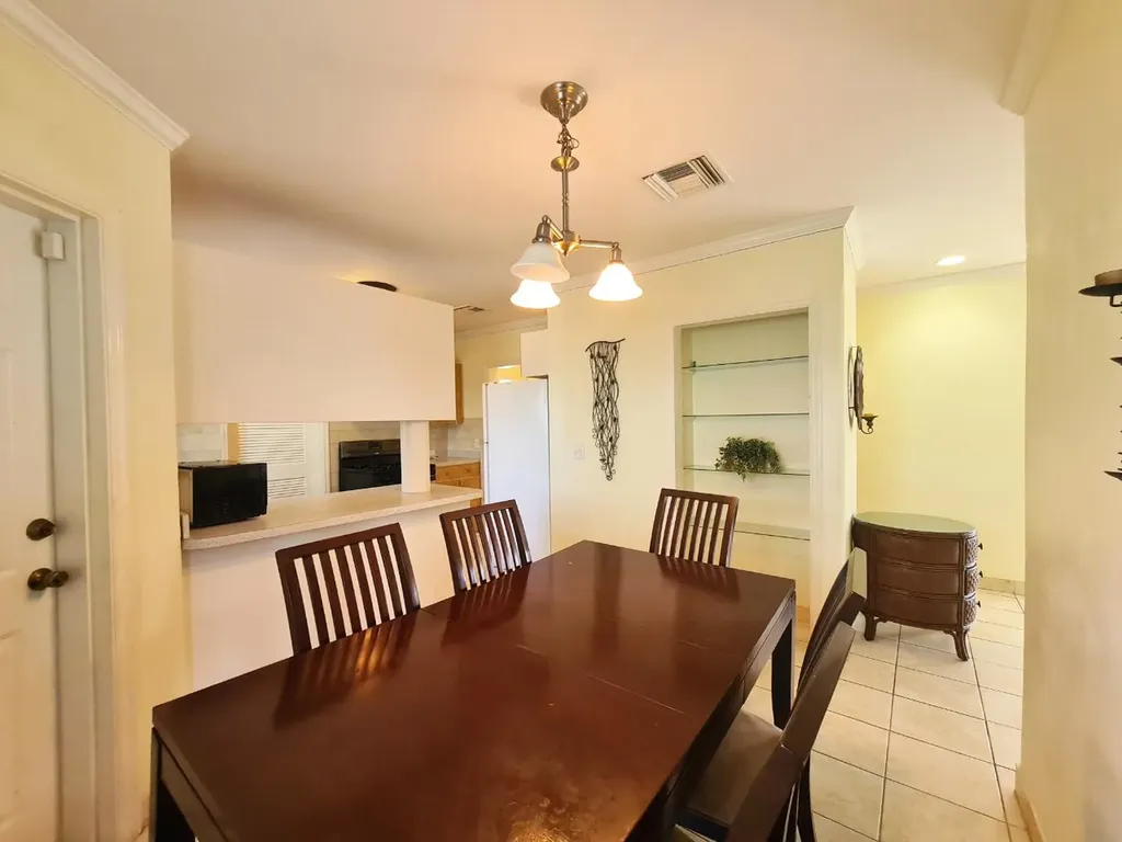 Seabeach Boulevard New Providence Paradise Island BS