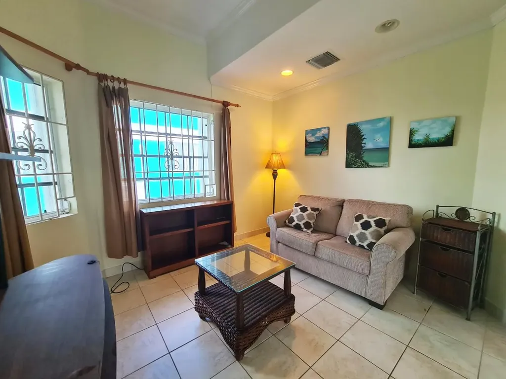 Seabeach Boulevard New Providence Paradise Island BS