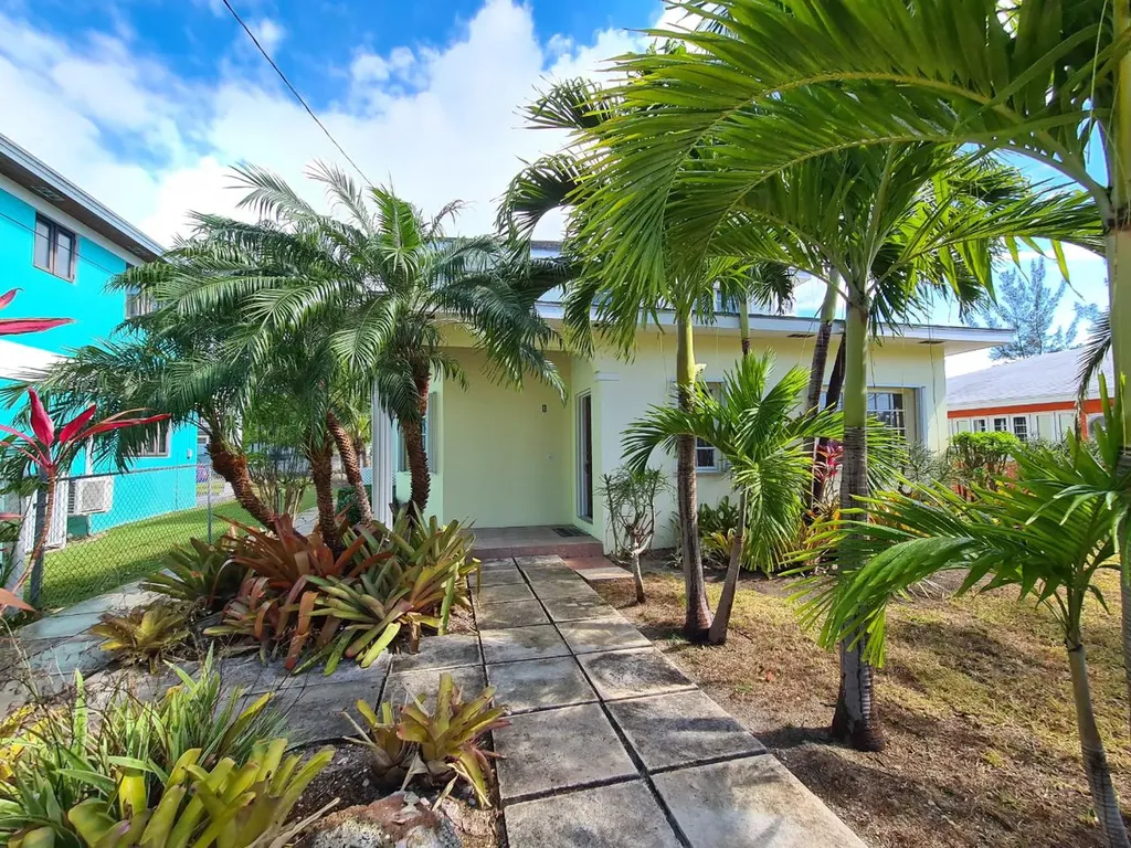 Seabeach Boulevard New Providence Paradise Island BS
