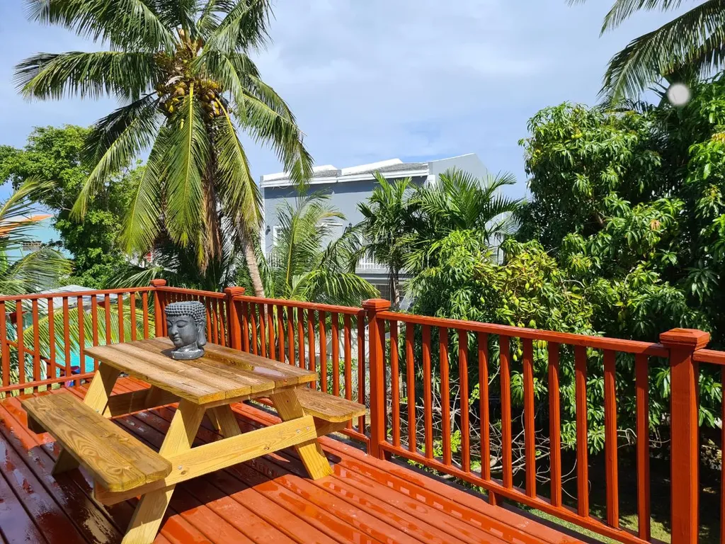 Seabeach Boulevard New Providence Paradise Island BS