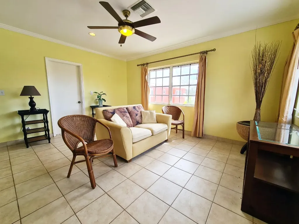 Seabeach Boulevard New Providence Paradise Island BS
