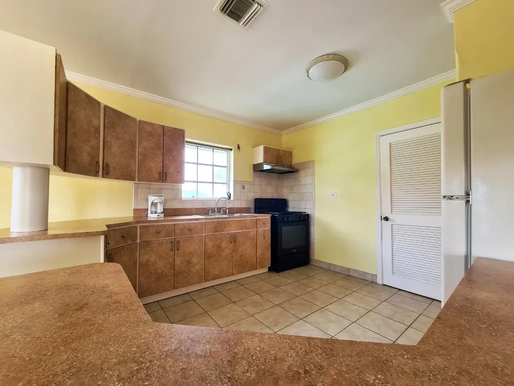 Seabeach Boulevard New Providence Paradise Island BS
