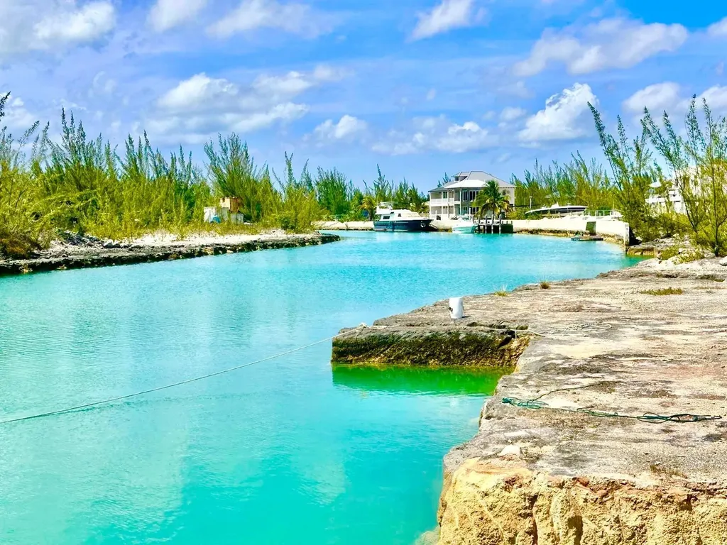Venice Bay Ocean Frnt Lot New Providence Paradise Island BS