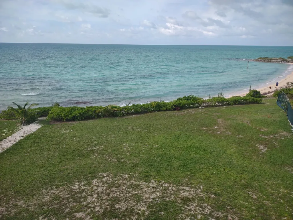 Unit 202 Bayside New Providence Paradise Island BS
