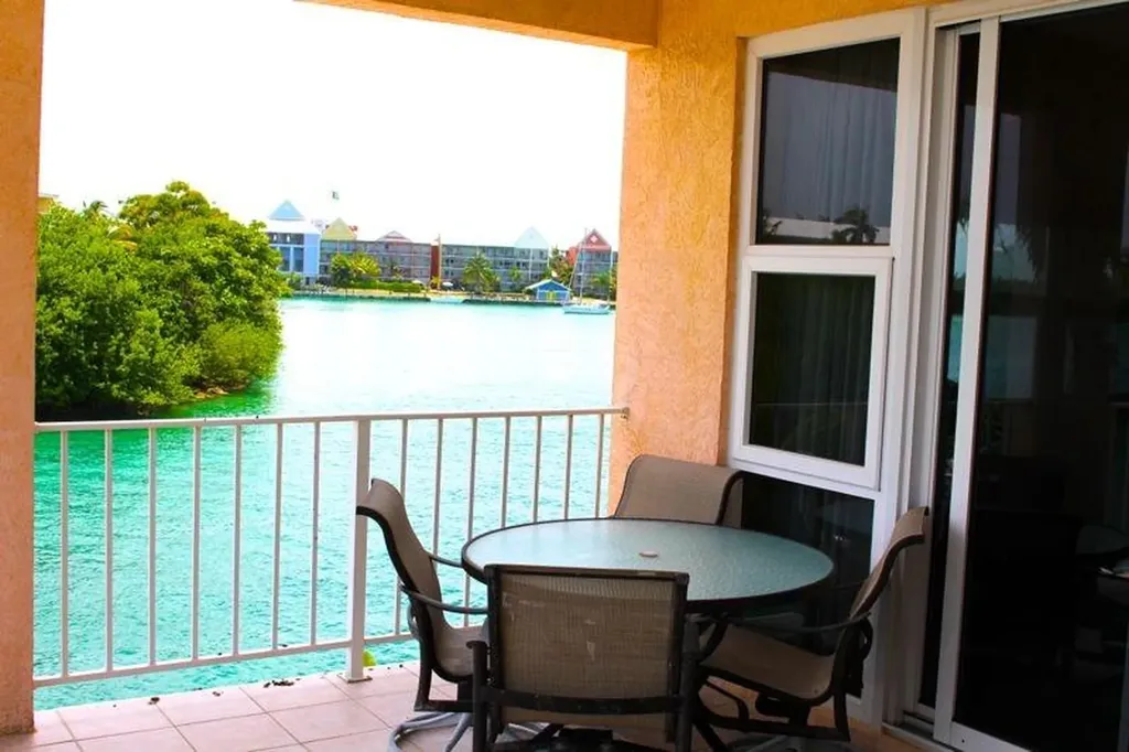 Jolly Roger Drive Grand Bahama Freeport BS