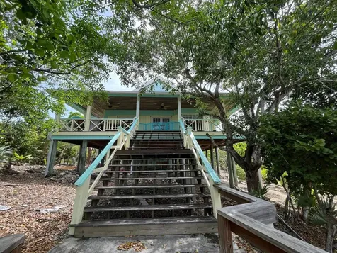 Blackbeards Place Berry Islands BS