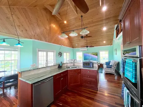 Blackbeards Place Berry Islands BS