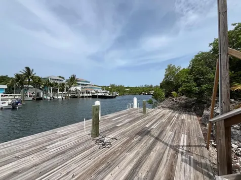 Blackbeards Place Berry Islands BS