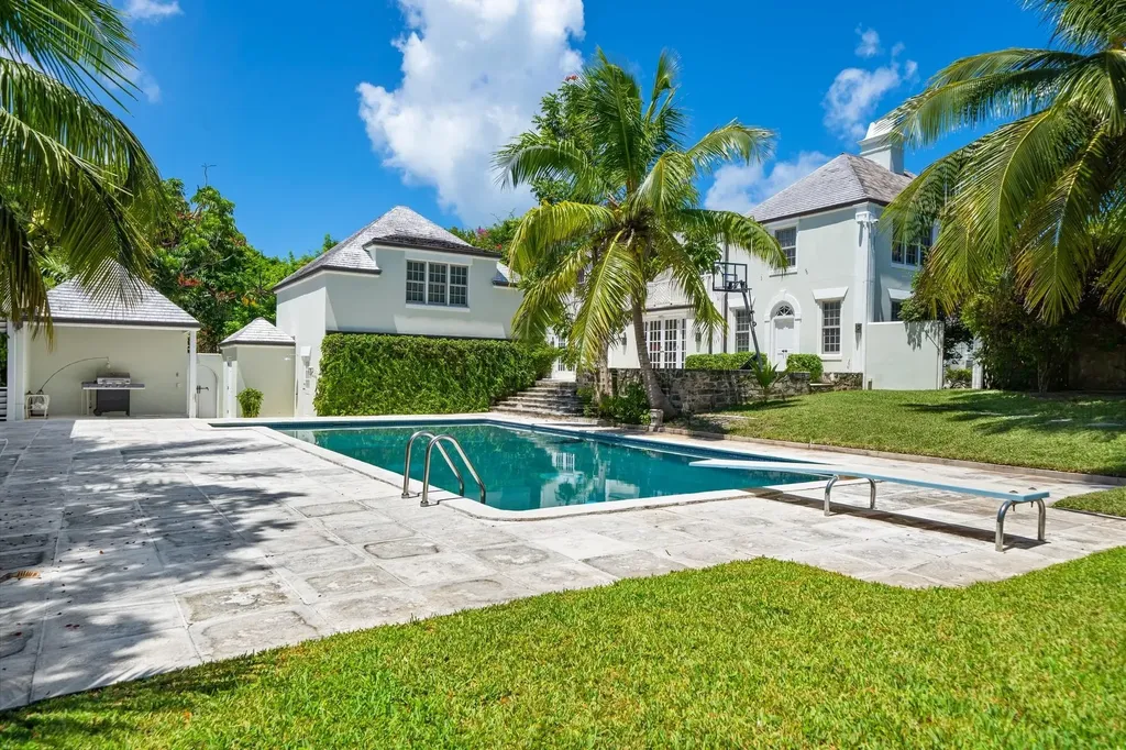 Eastern Road New Providence Paradise Island BS