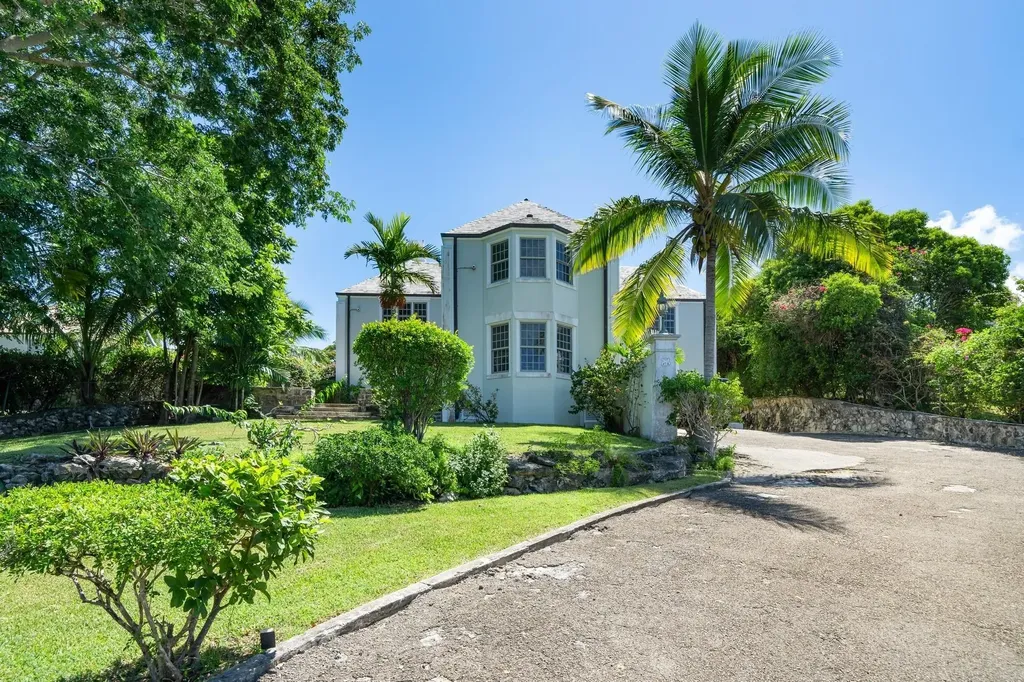 Eastern Road New Providence Paradise Island BS