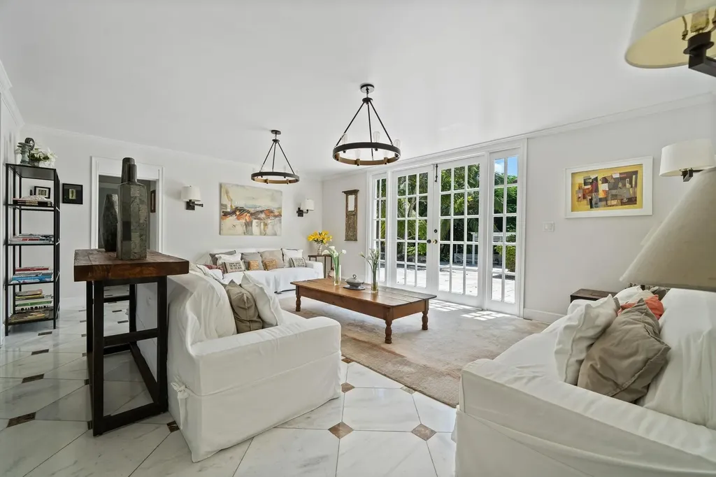 Eastern Road New Providence Paradise Island BS