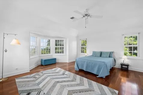 Eastern Road New Providence Paradise Island BS