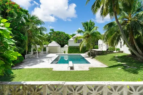 Eastern Road New Providence Paradise Island BS