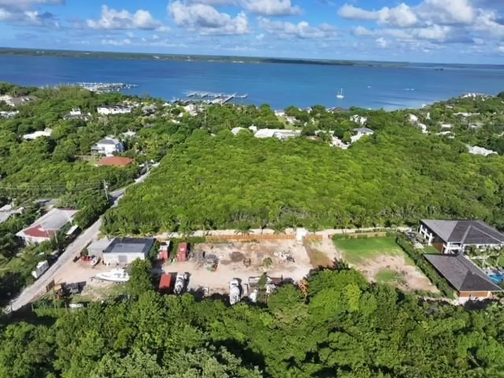 Triana Shores Eleuthera BS