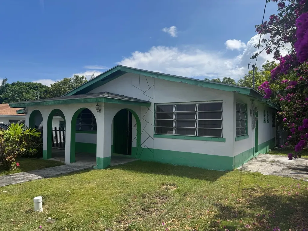 Faith Avenue 32 New Providence Paradise Island BS