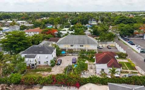 Ivanhoe Road Duplex New Providence Paradise Island BS