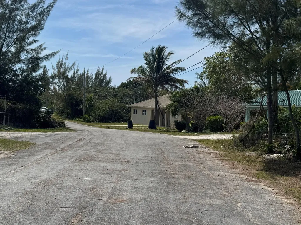 East Pine Street Grand Bahama Freeport BS