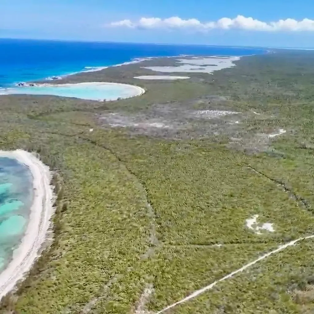 220 Acres Beachfront Long Long Island BS
