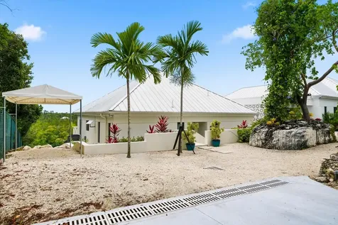 Christie Terrace Cottage New Providence Paradise Island BS