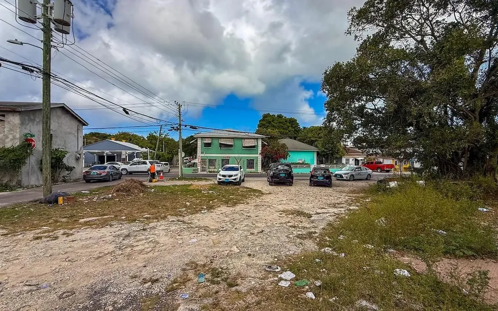 Shirley Street Lot New Providence Paradise Island BS