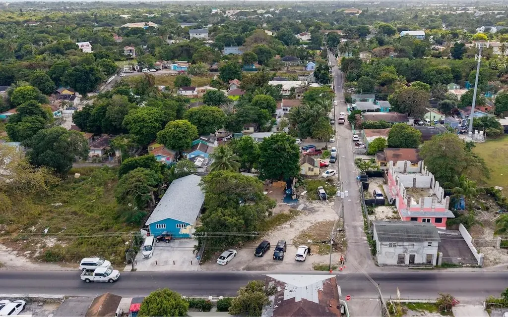 Shirley Street Lot New Providence Paradise Island BS
