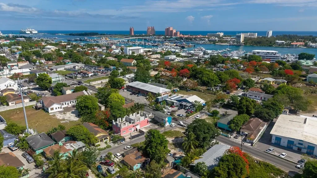 Shirley Street Lot New Providence Paradise Island BS