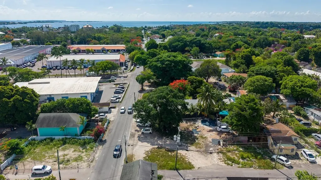 Shirley Street Lot New Providence Paradise Island BS