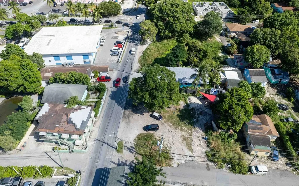 Shirley Street Lot New Providence Paradise Island BS