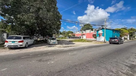 Shirley Street Lot New Providence Paradise Island BS