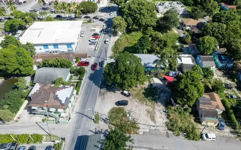 Shirley Street Lot New Providence Paradise Island BS