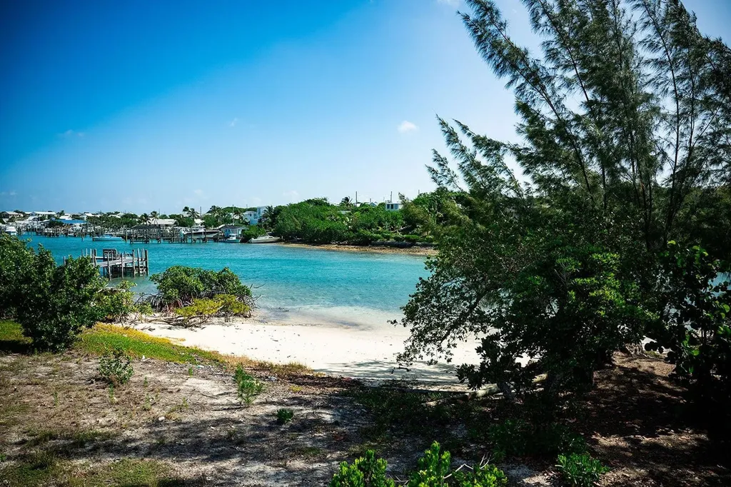 Sailor's Rest Abaco BS