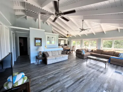 Flamingo Road 11west Exuma BS