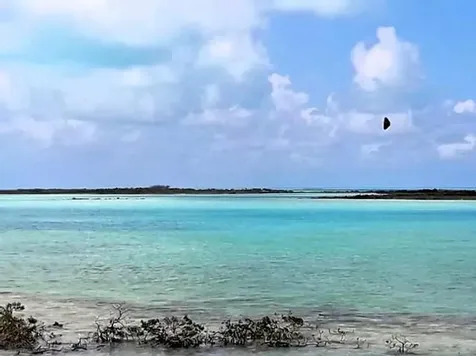 Flamingo Road 11west Exuma BS