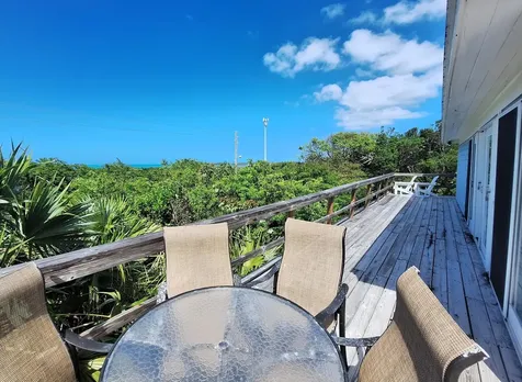 Flamingo Road 11west Exuma BS