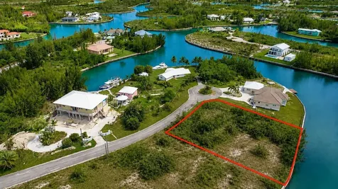 Cone Close, Pine Bay 65 Grand Bahama Freeport BS