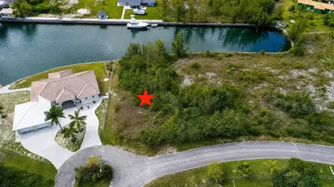Cone Close, Pine Bay 65 Grand Bahama Freeport BS