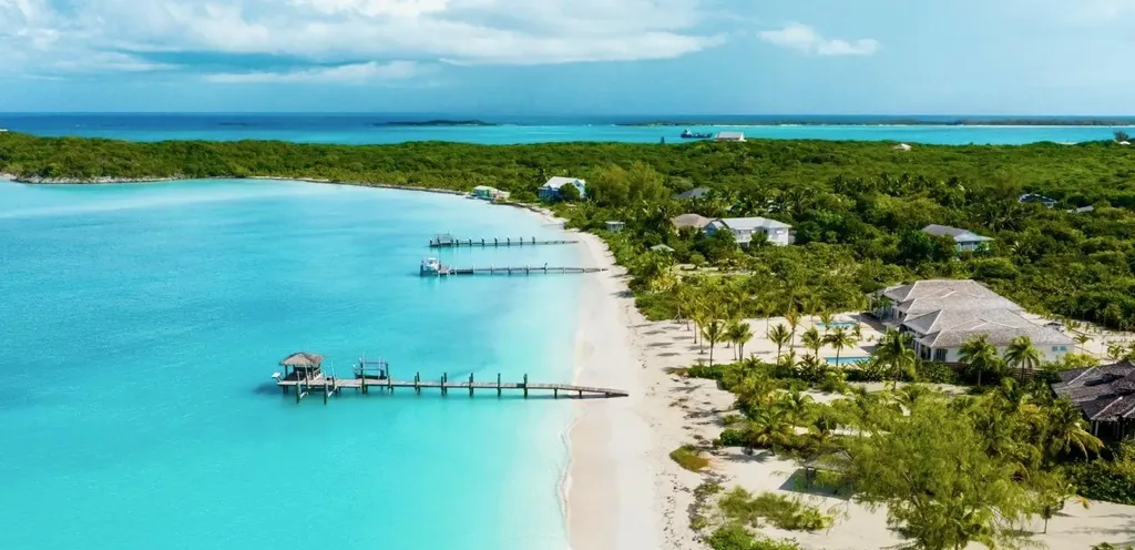 Blu Wakes Exuma BS