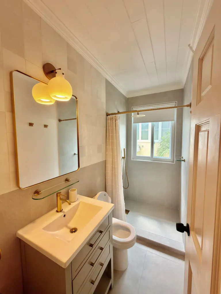 West Bay St Care Free New Providence Paradise Island BS