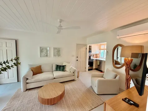 West Bay St Care Free New Providence Paradise Island BS