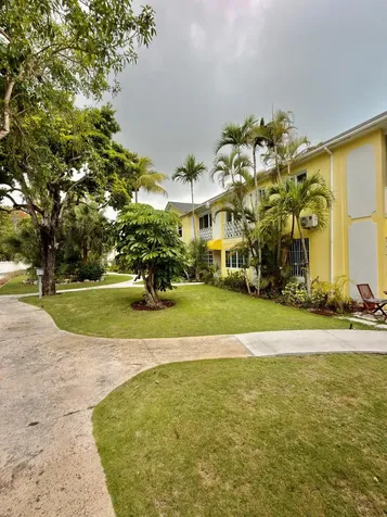 West Bay St Care Free New Providence Paradise Island BS
