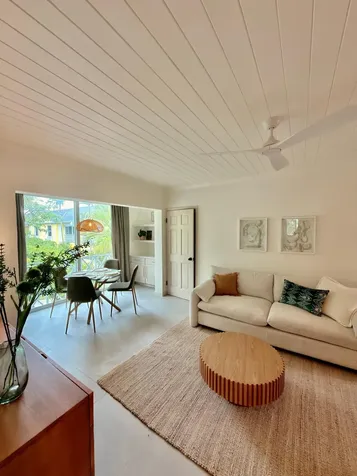 West Bay St Care Free New Providence Paradise Island BS