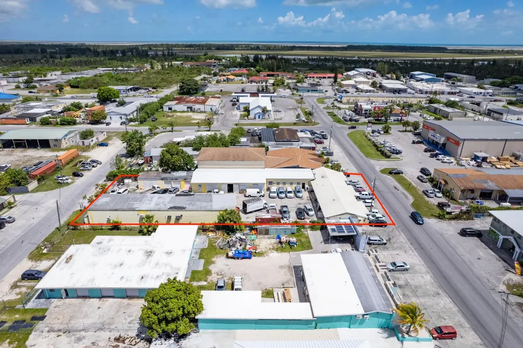 Yellow Pine Street Grand Bahama Freeport BS