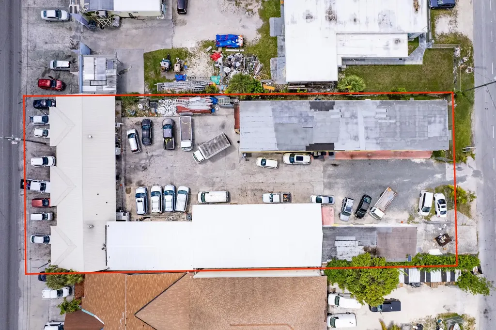 Yellow Pine Street Grand Bahama Freeport BS