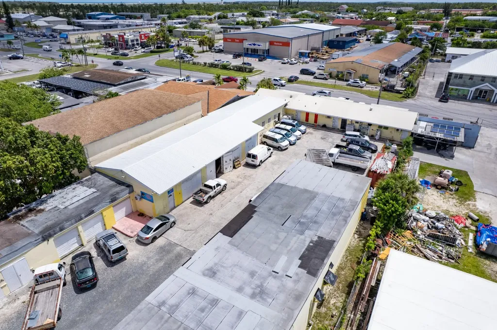 Yellow Pine Street Grand Bahama Freeport BS