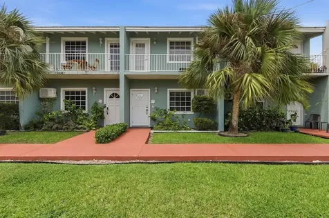 Lakeview Village Condomin 12 New Providence Paradise Island BS