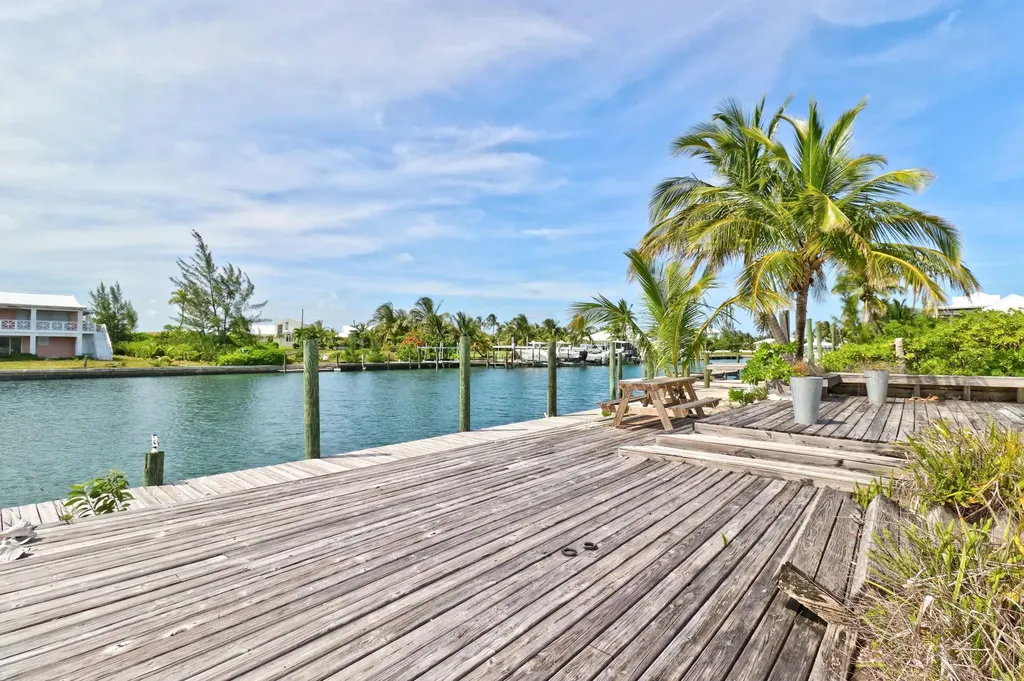 Lot 5 Block 187 Tcb Abaco BS