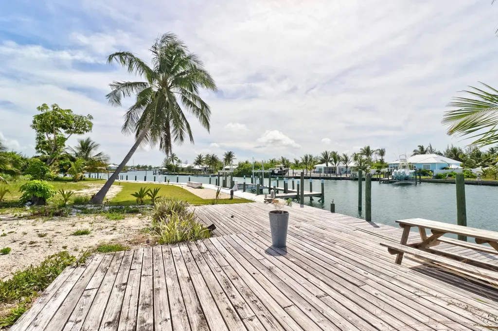 Lot 5 Block 187 Tcb Abaco BS