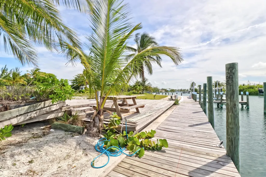 Lot 5 Block 187 Tcb Abaco BS